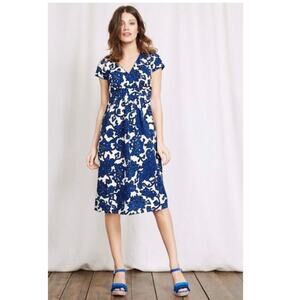 Boden Casual Jersey Dress in Island Sapphire Island Vine